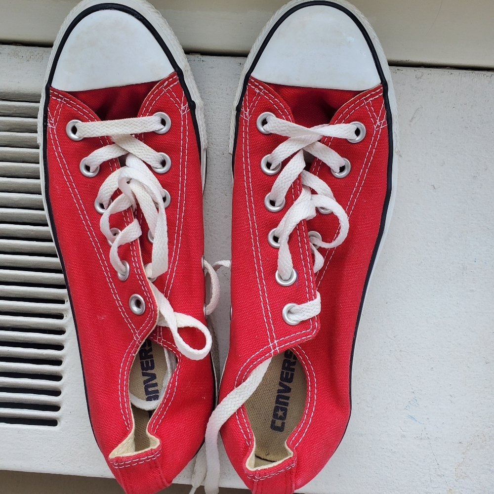 Red Converse